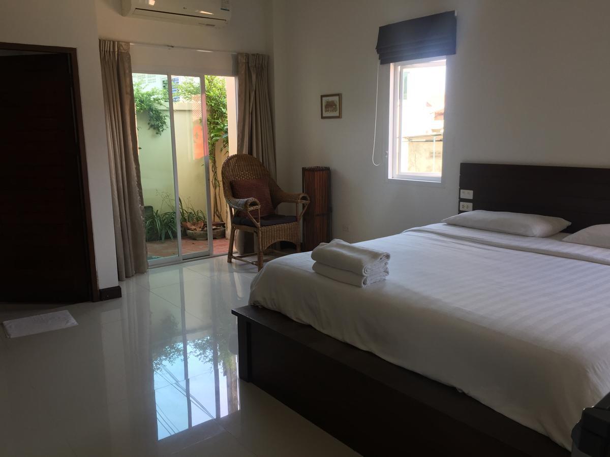 Huga Place Nai Harn Luaran gambar